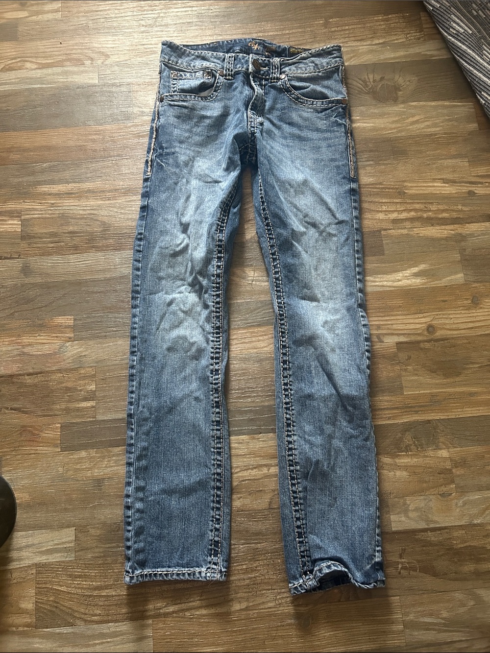 Slim Straight Men’s Jeans in Medium Blue